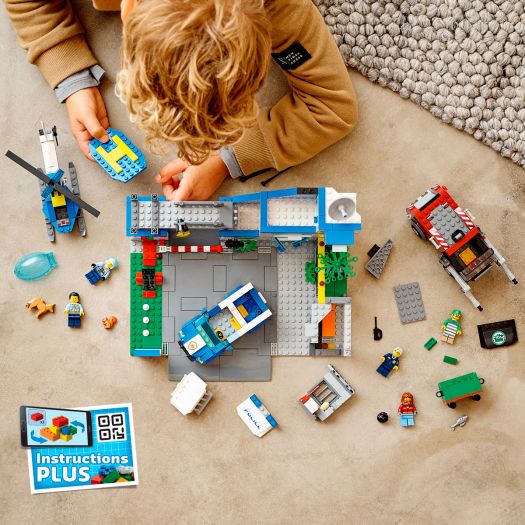 Конструктор LEGO City Поліцейська дільниця 60316   замовити