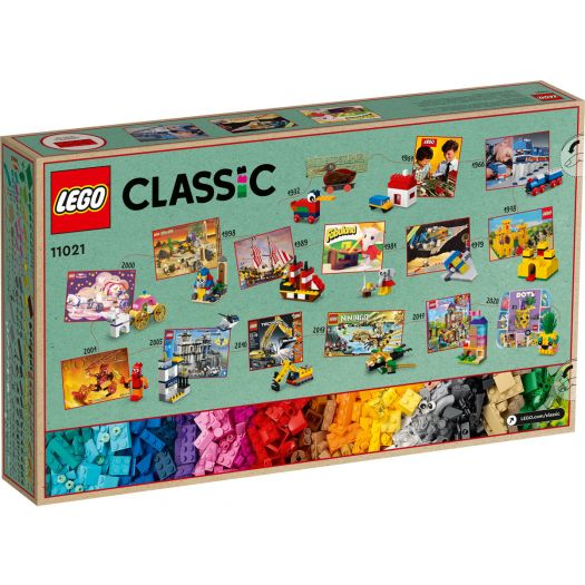 Конструктор LEGO Classic 90 років гри з 15 іграшками для дітей 11021   в Україні