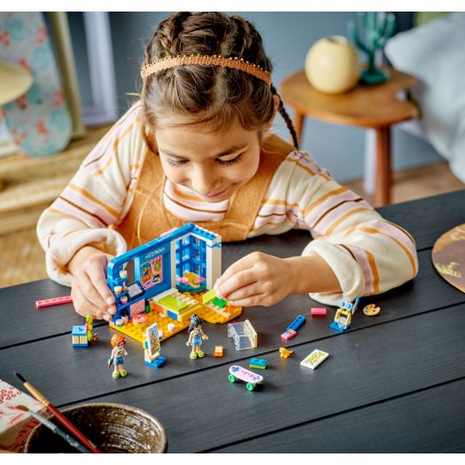 Конструктор LEGO Friends Кімната Ліанни 41739  купити