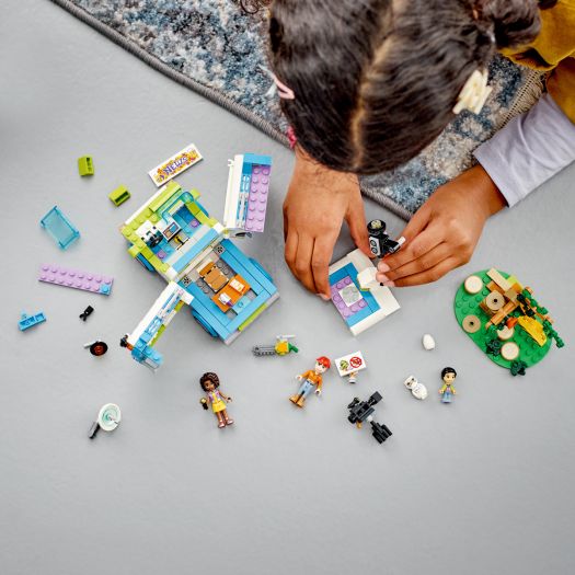 Конструктор LEGO Friends Фургон редакції новин 41749   замовити