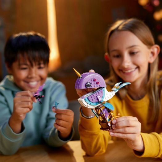 Конструктор LEGO Dreamzzz Повітряна куля Іззі «Нарвал» 71472  купити