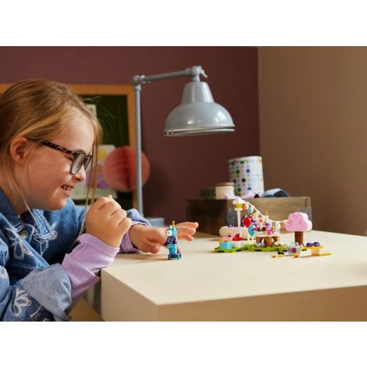 Конструктор LEGO Animal Crossing Вечірка з нагоди дня народження Julian 77046   в Україні