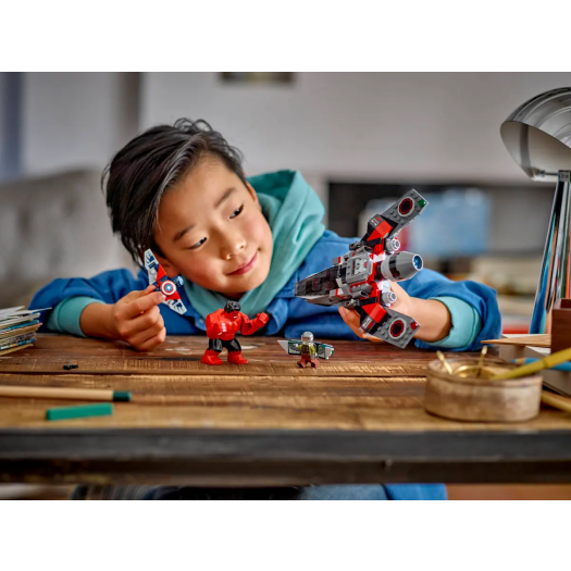 Конструктор LEGO Super Heroes Капітан Америка проти Червоного Халка 76292   замовити