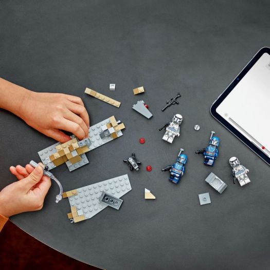 Конструктор LEGO Star Wars Бойовий комплект «Засідка на Мандалорі» 75373  купити