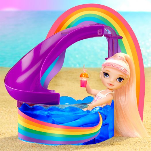 Ігровий набір з лялькою Rainbow High Littles Веселкове свято в басейні 522249   замовити